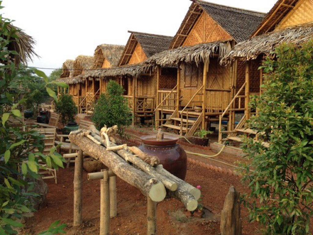 Ferienwohnung Bamboo House Bagan Exterior foto